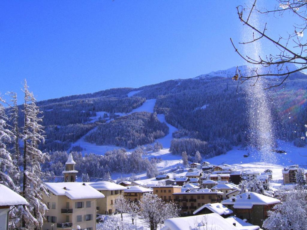 Hotel Torena Aprica Exterior foto