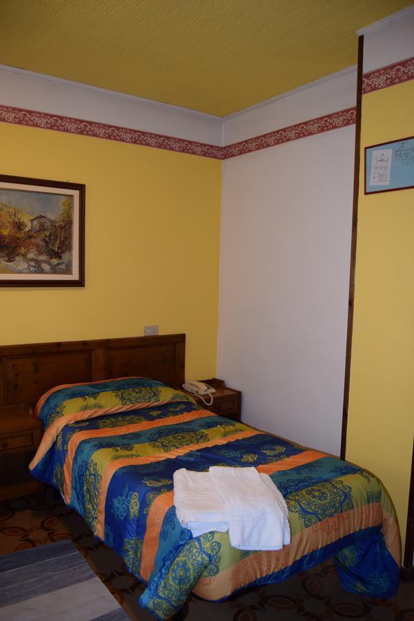 Hotel Torena Aprica Exterior foto